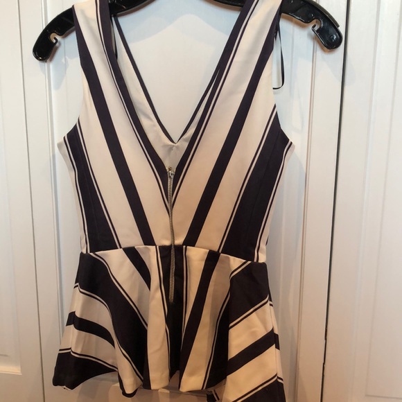 Striped peplum tank - Picture 3 of 3
